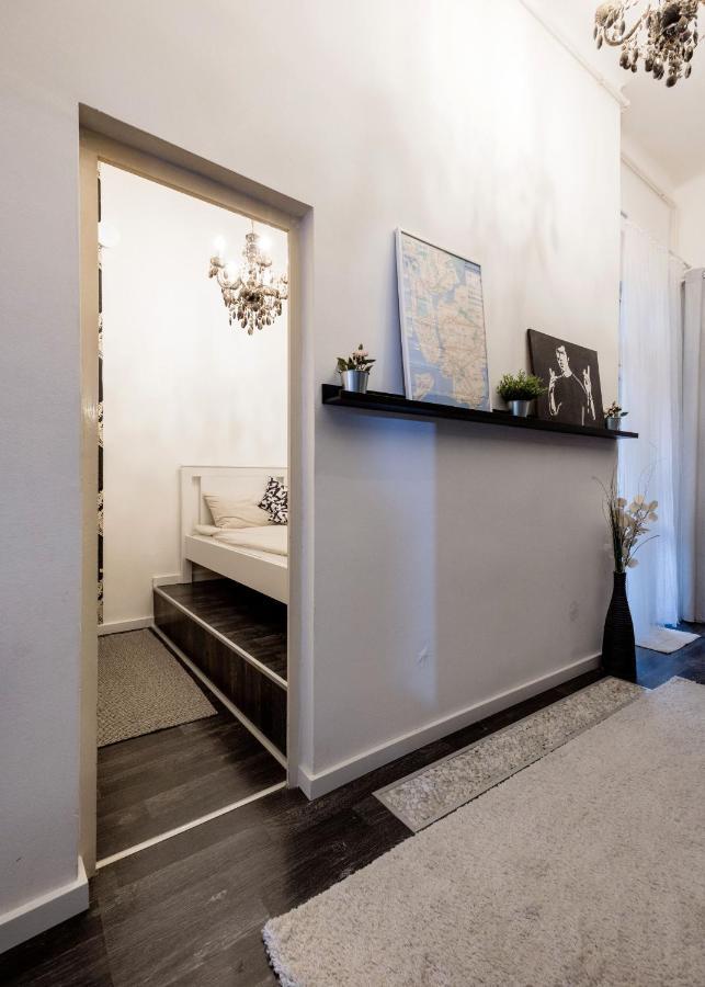 Spacious Apartment Almassy Budapest Eksteriør bilde